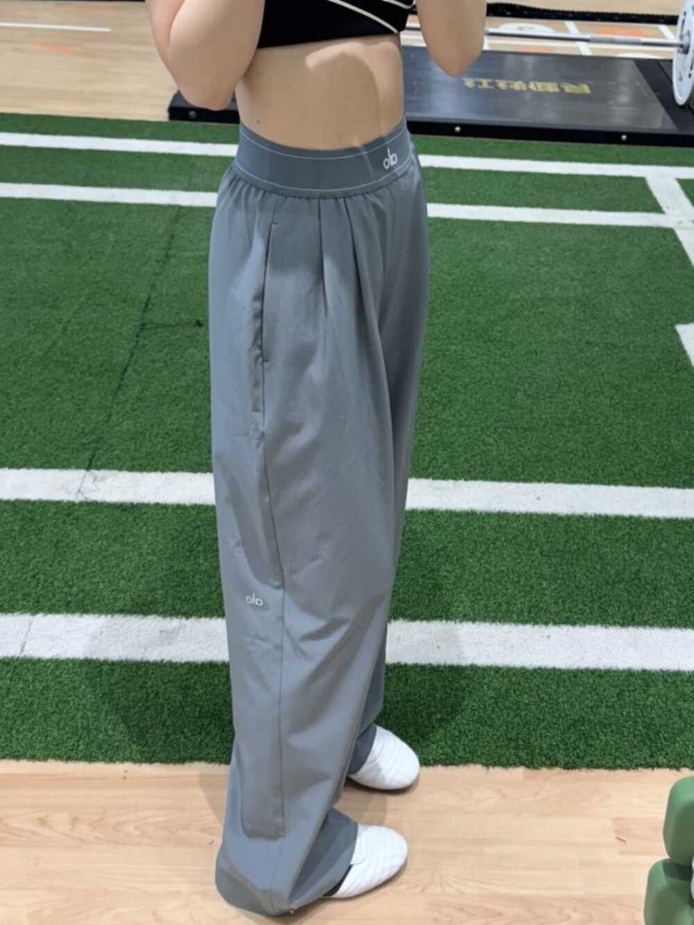 NWT ALO Yoga Suit Up Trouser | Regular 30" Inseam | Steel Grey | Wide Leg Pants - Picture 8 of 8